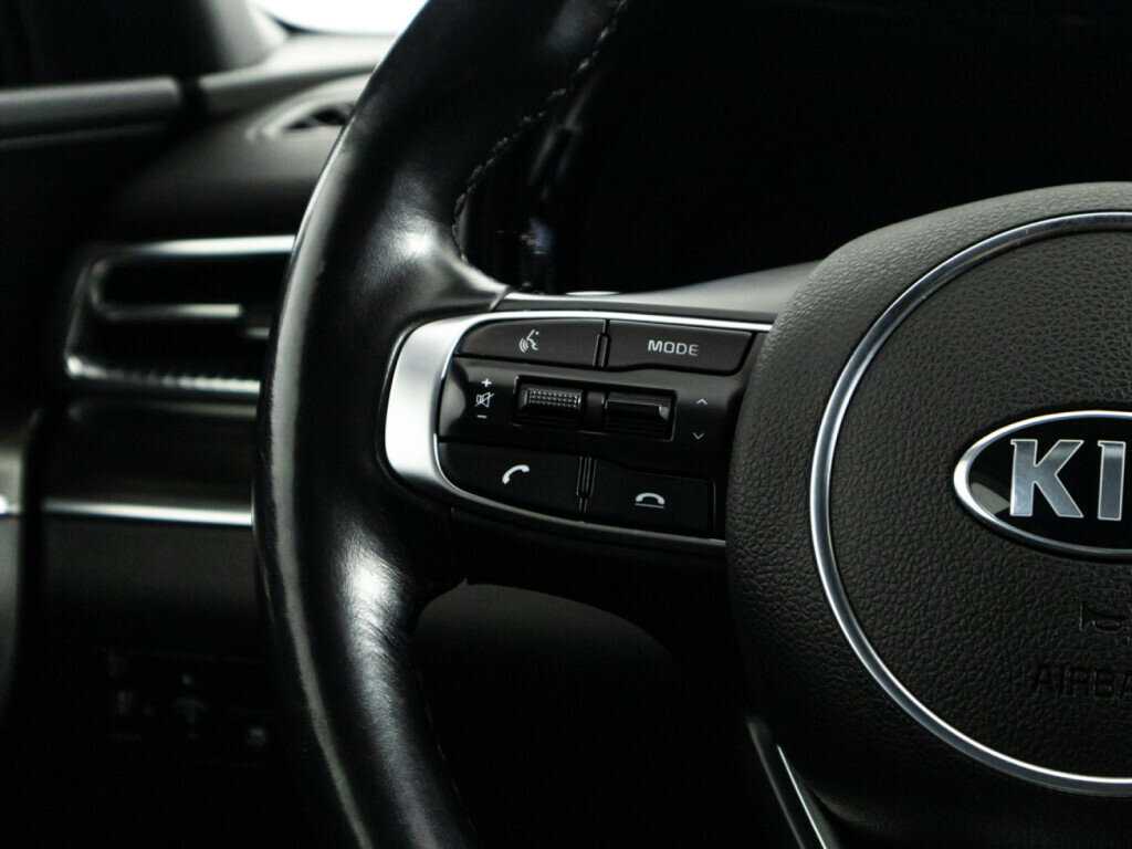 Купить Kia K5 с пробегом. Фото: #21