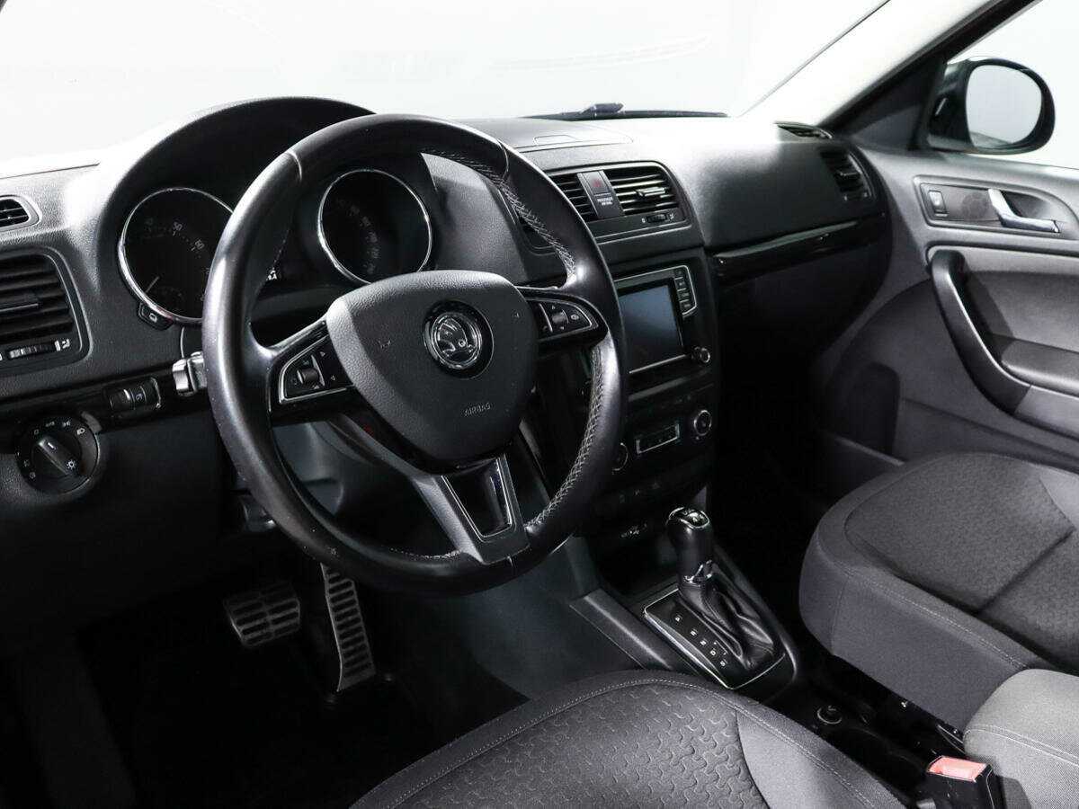 Купить Skoda Yeti с пробегом. Фото: #13