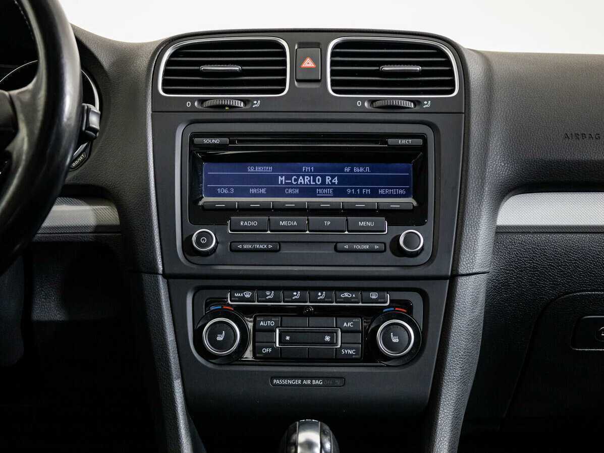 Купить Volkswagen Golf с пробегом. Фото: #13