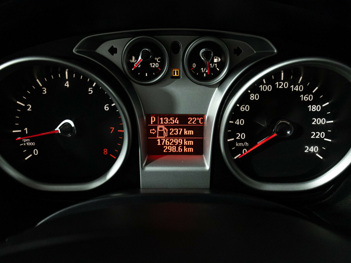 Купить Ford Kuga с пробегом. Фото: #11