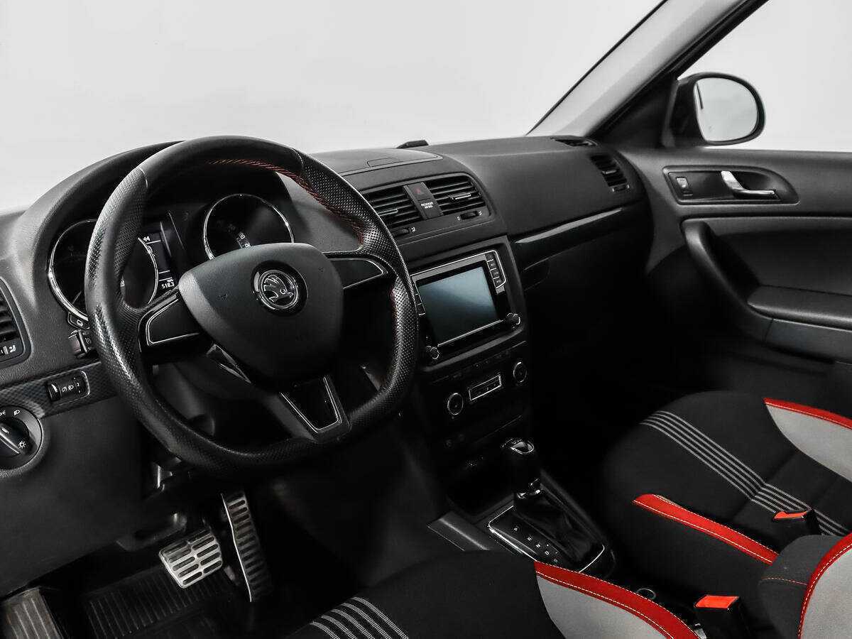 Купить Skoda Yeti с пробегом. Фото: #8