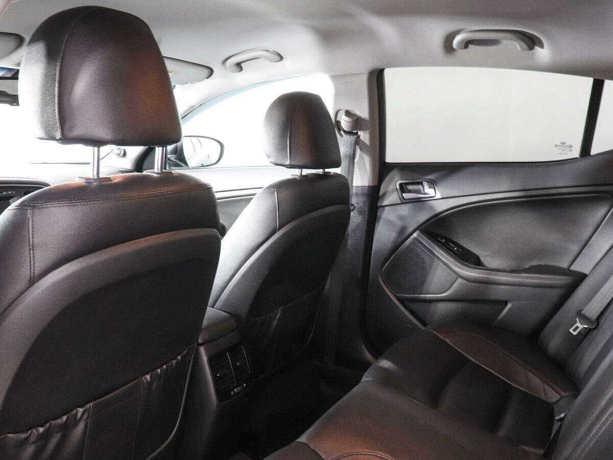 Купить Kia Optima с пробегом. Фото: #11