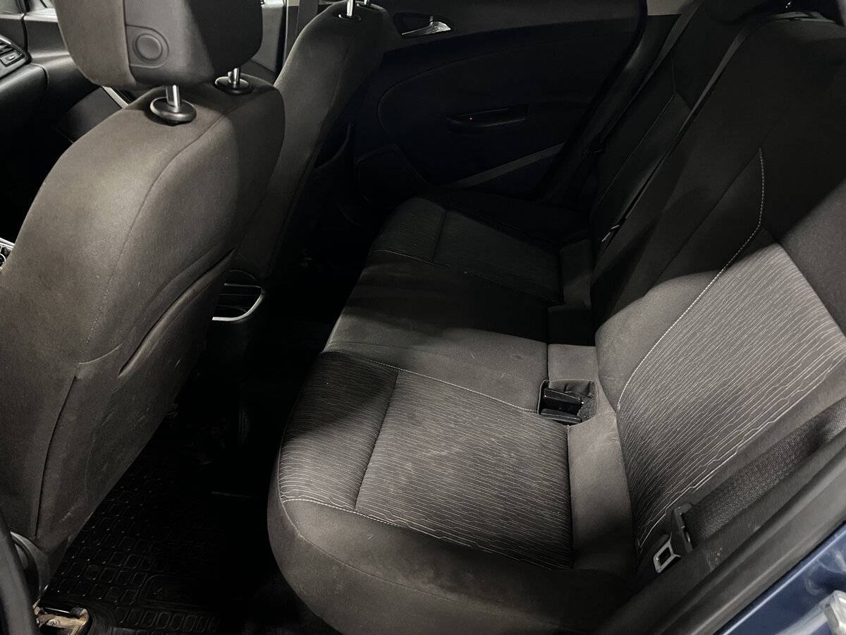 Купить Opel Astra с пробегом. Фото: #11