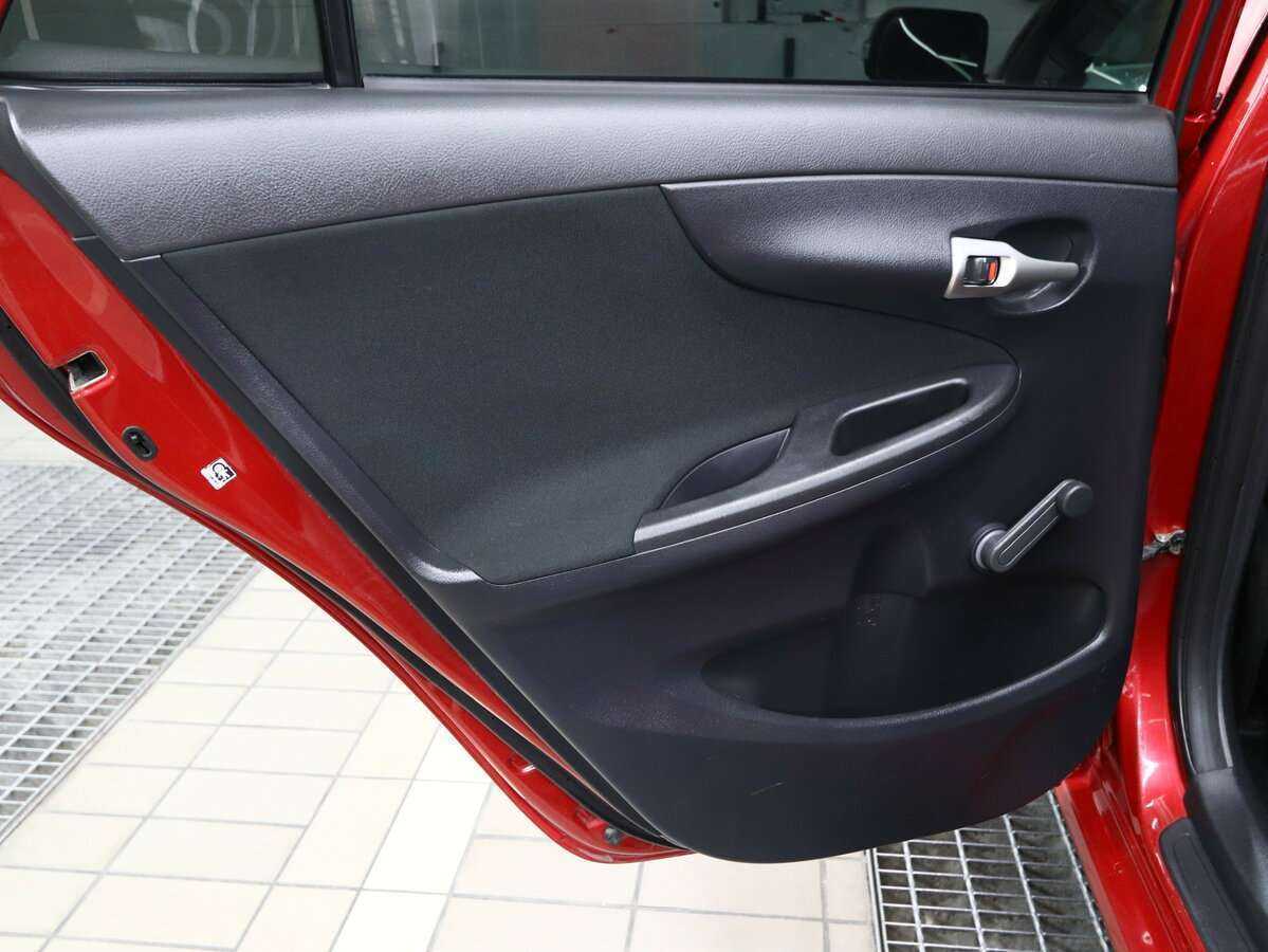 Купить Toyota Corolla с пробегом. Фото: #8