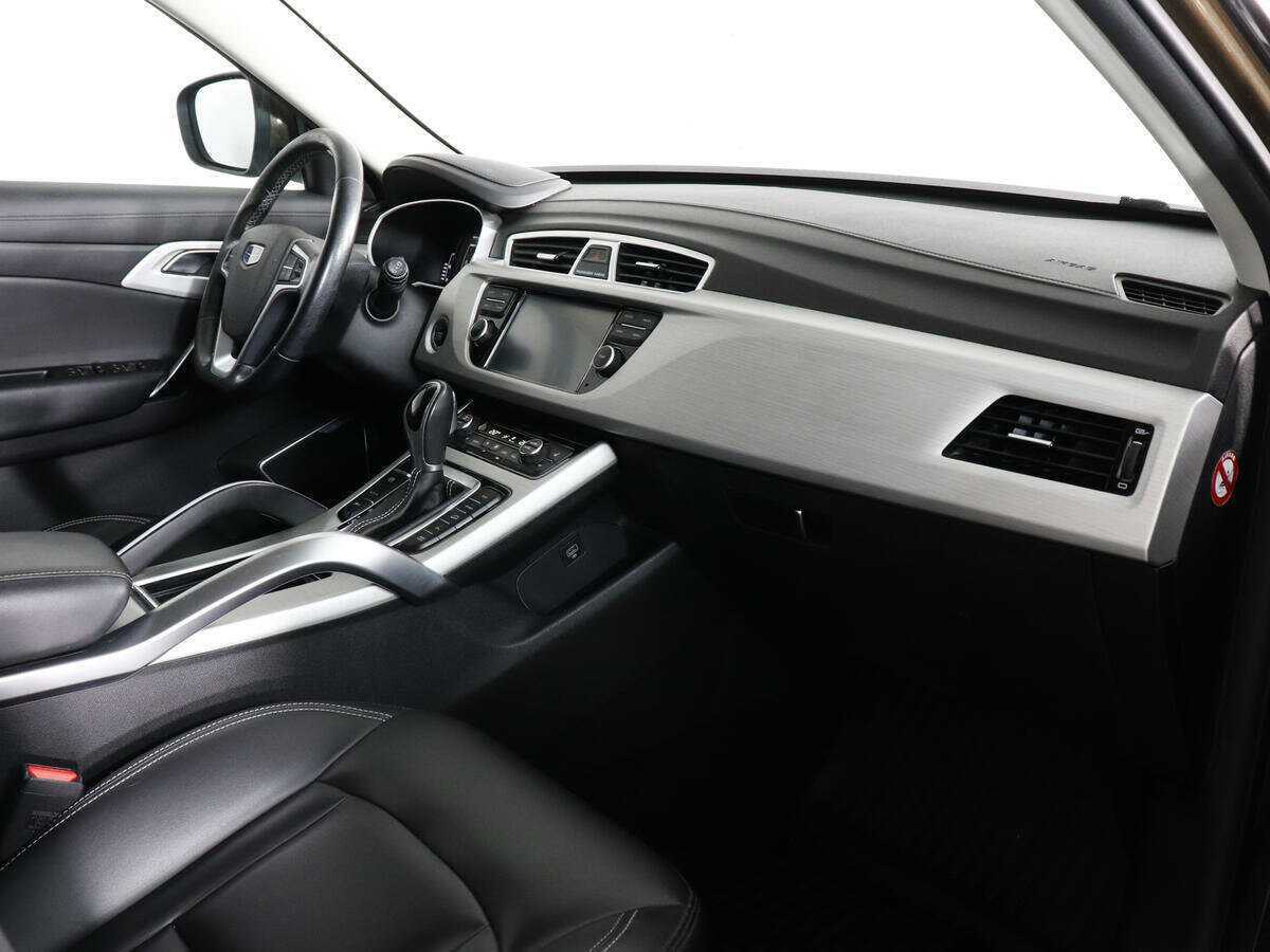 Купить Geely Atlas с пробегом. Фото: #10