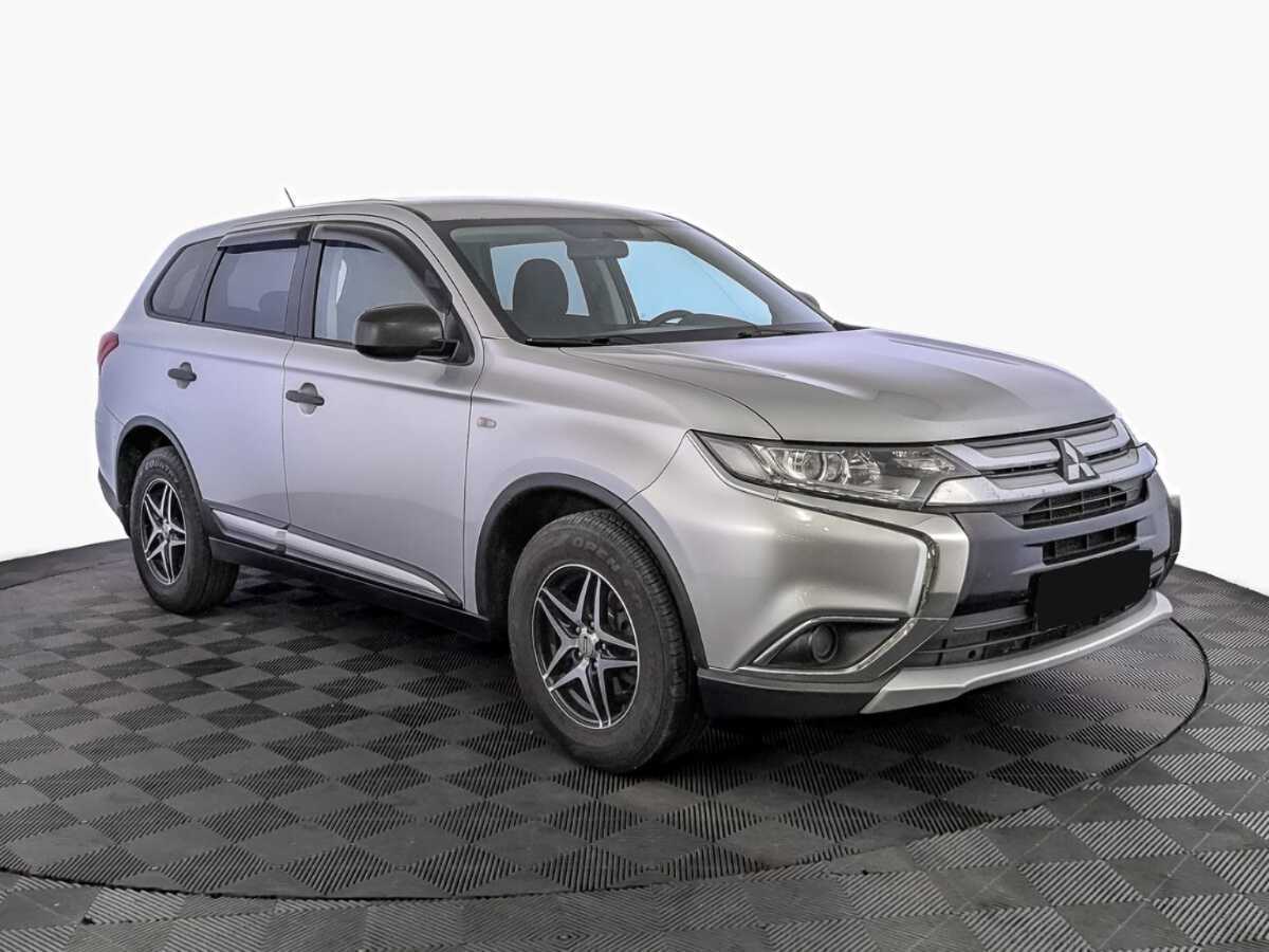 Купить Mitsubishi Outlander с пробегом. Фото: #2