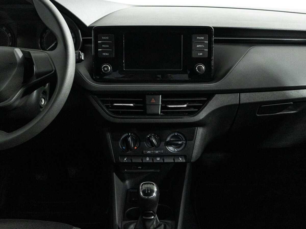 Купить Skoda Rapid с пробегом. Фото: #13