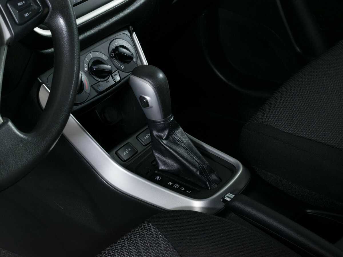 Купить Suzuki SX4 с пробегом. Фото: #12