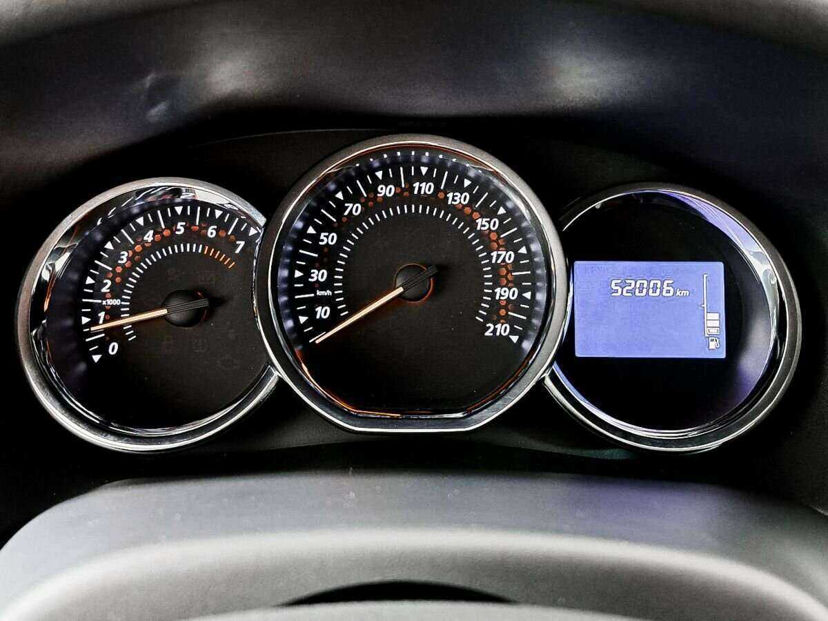 Купить Renault Sandero с пробегом. Фото: #10