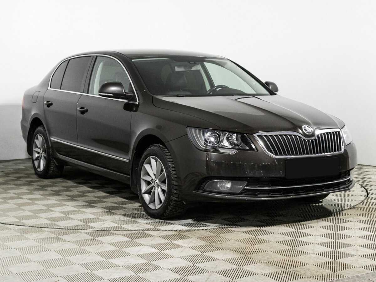 Купить Skoda Superb с пробегом. Фото: #2