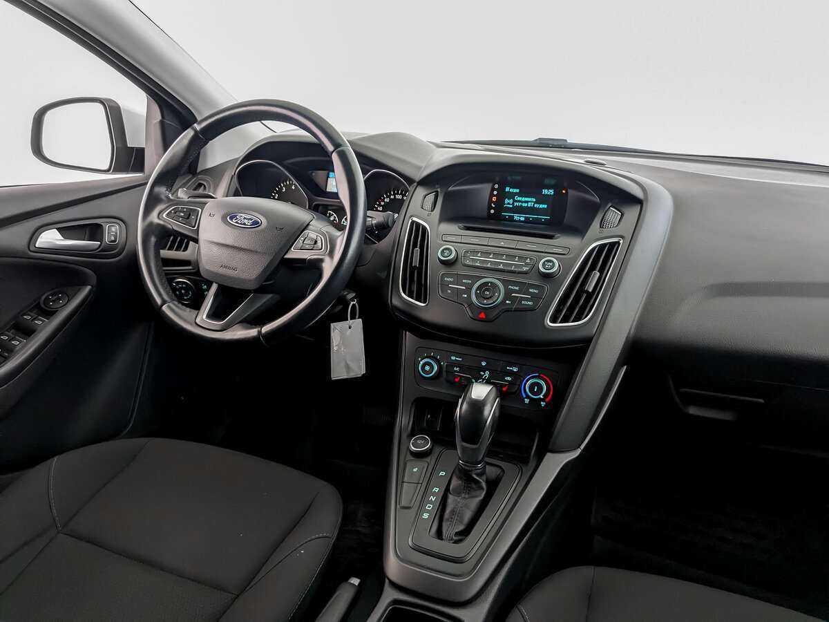 Купить Ford Focus с пробегом. Фото: #21