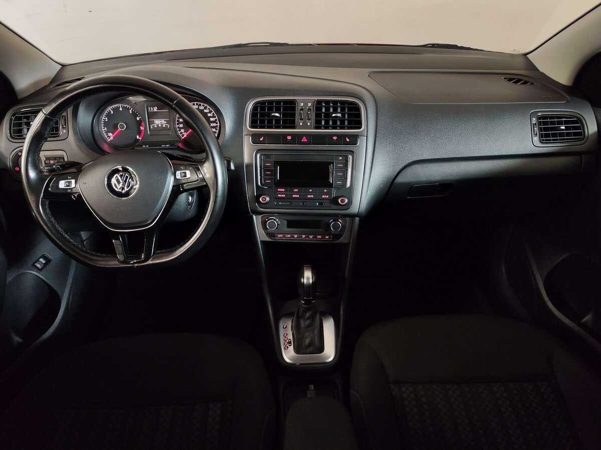 Купить Volkswagen Polo с пробегом. Фото: #6