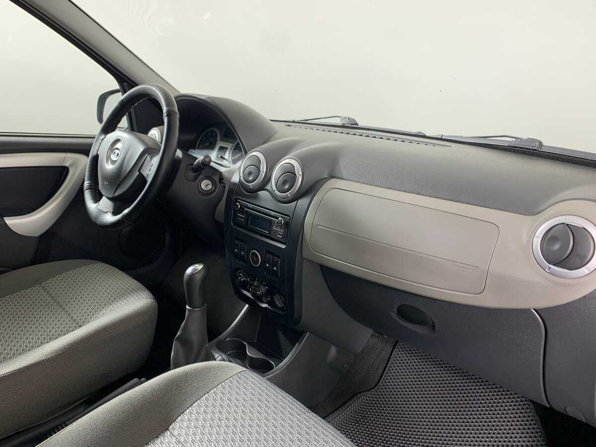 Купить Lada (ВАЗ) Largus с пробегом. Фото: #13