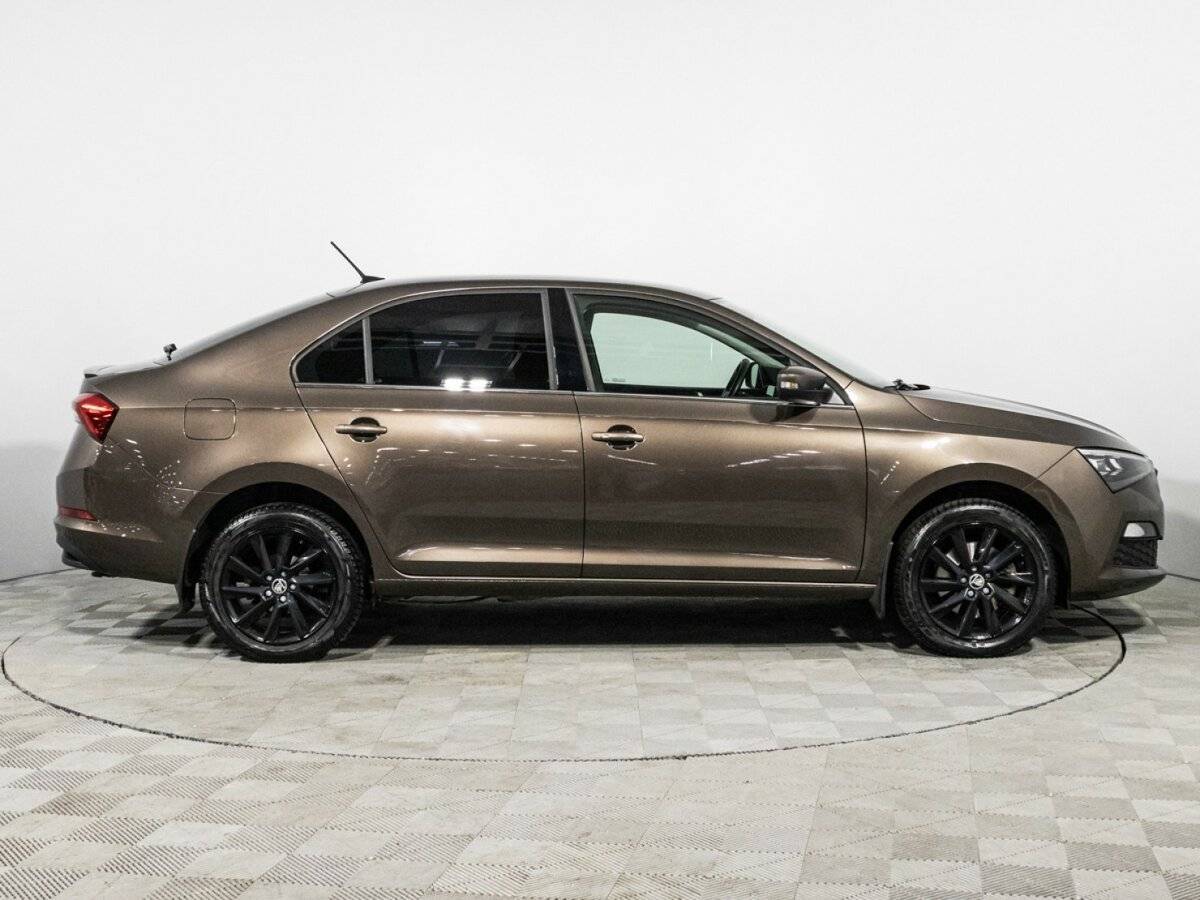 Купить Skoda Rapid с пробегом. Фото: #3