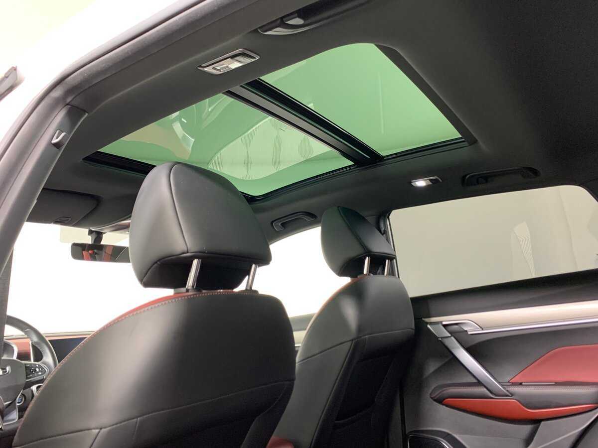 Купить Geely Coolray с пробегом. Фото: #18