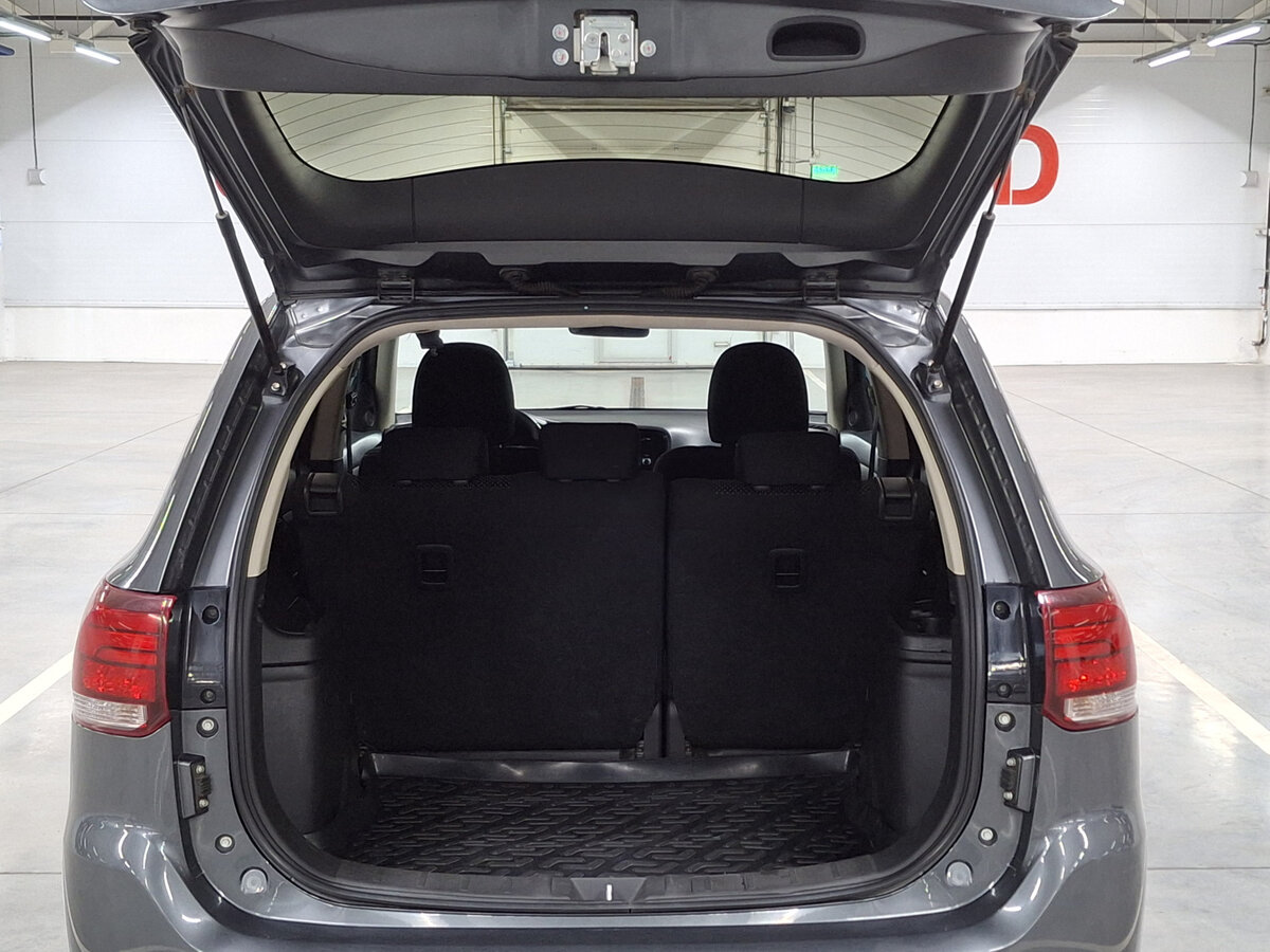 Купить Mitsubishi Outlander с пробегом. Фото: #9