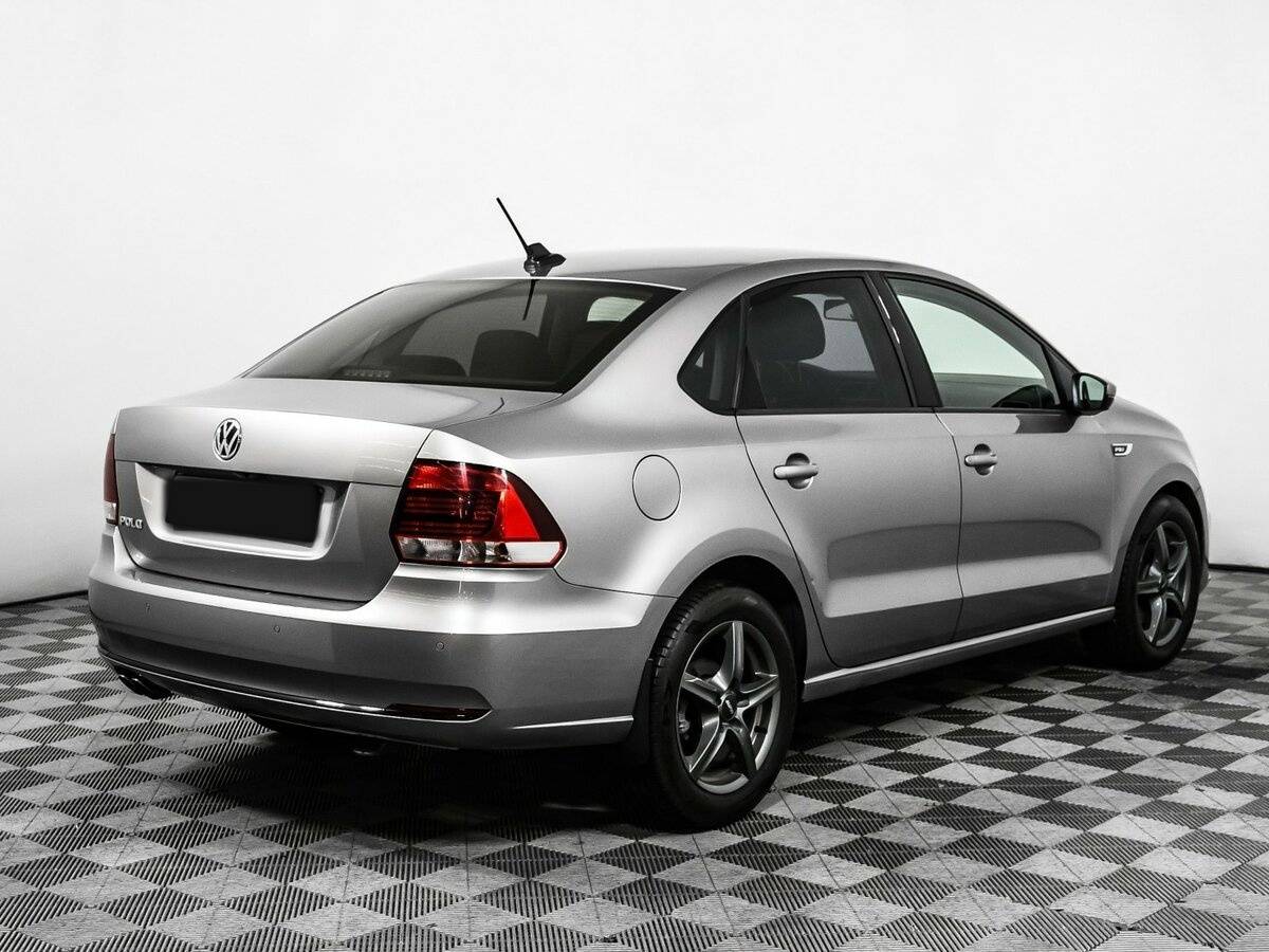 Купить Volkswagen Polo с пробегом. Фото: #4