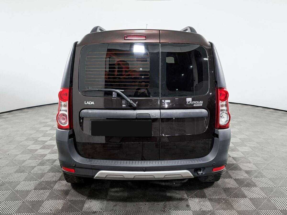 Купить Lada (ВАЗ) Largus с пробегом. Фото: #4