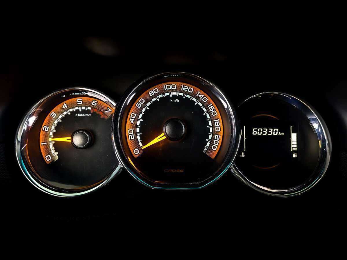 Купить Lada (ВАЗ) Largus с пробегом. Фото: #9