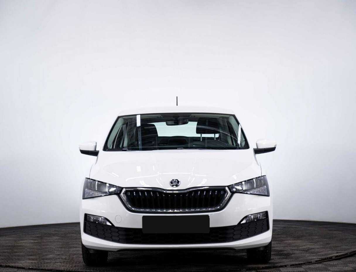 Купить Skoda Rapid с пробегом. Фото: #1
