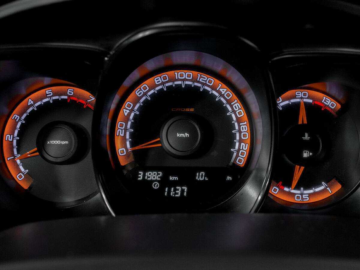 Купить Lada (ВАЗ) Vesta с пробегом. Фото: #10