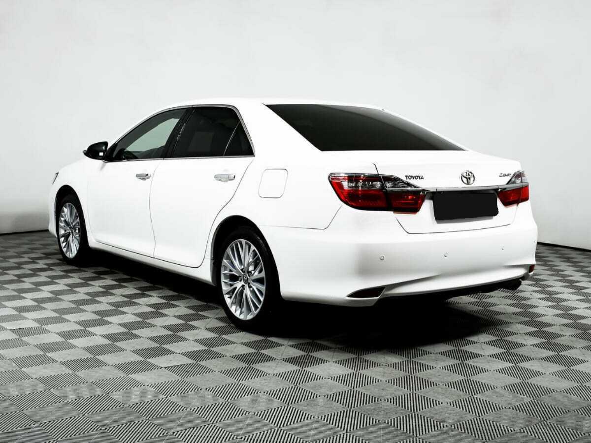 Купить Toyota Camry с пробегом. Фото: #6