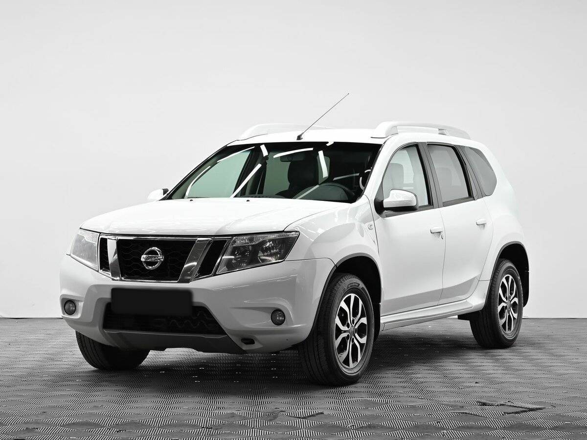 Купить Nissan Terrano с пробегом. Посмотреть фото