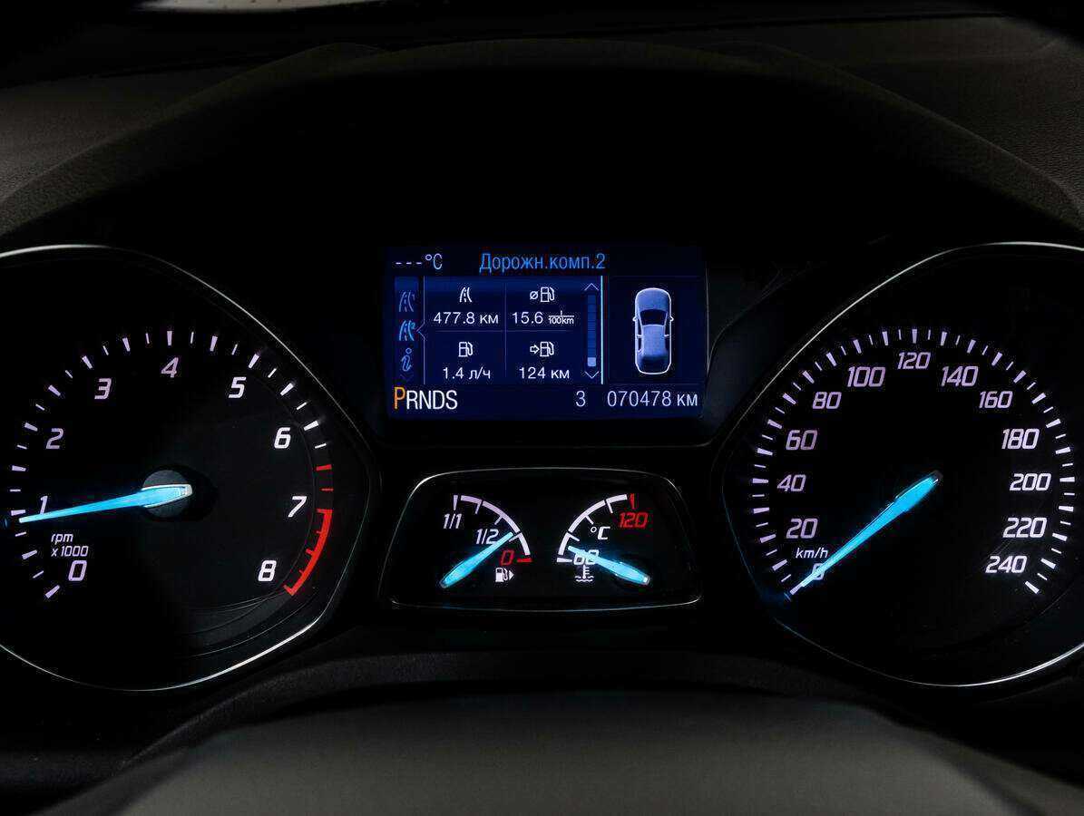 Купить Ford Kuga с пробегом. Фото: #15