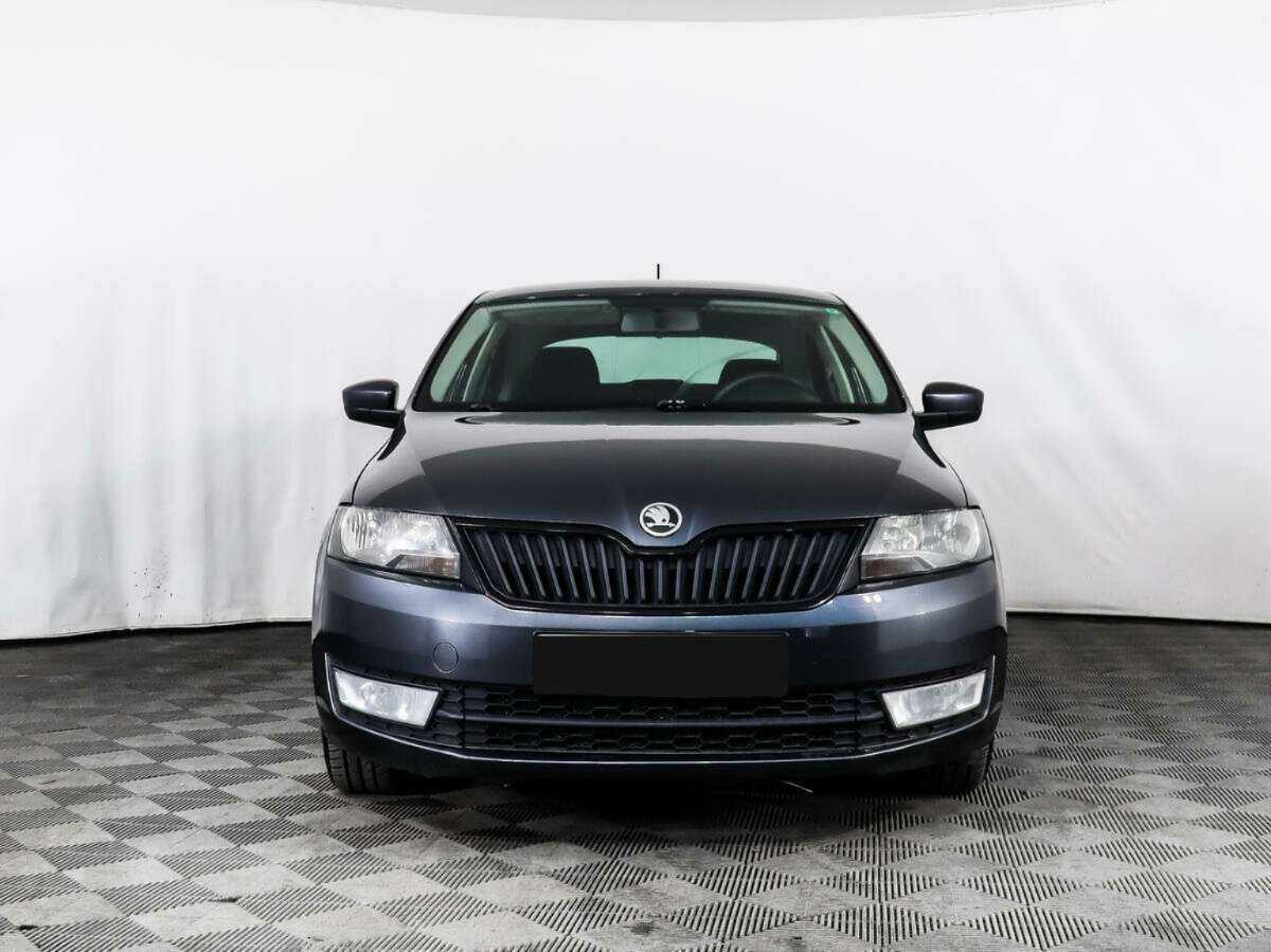 Купить Skoda Rapid с пробегом. Фото: #1