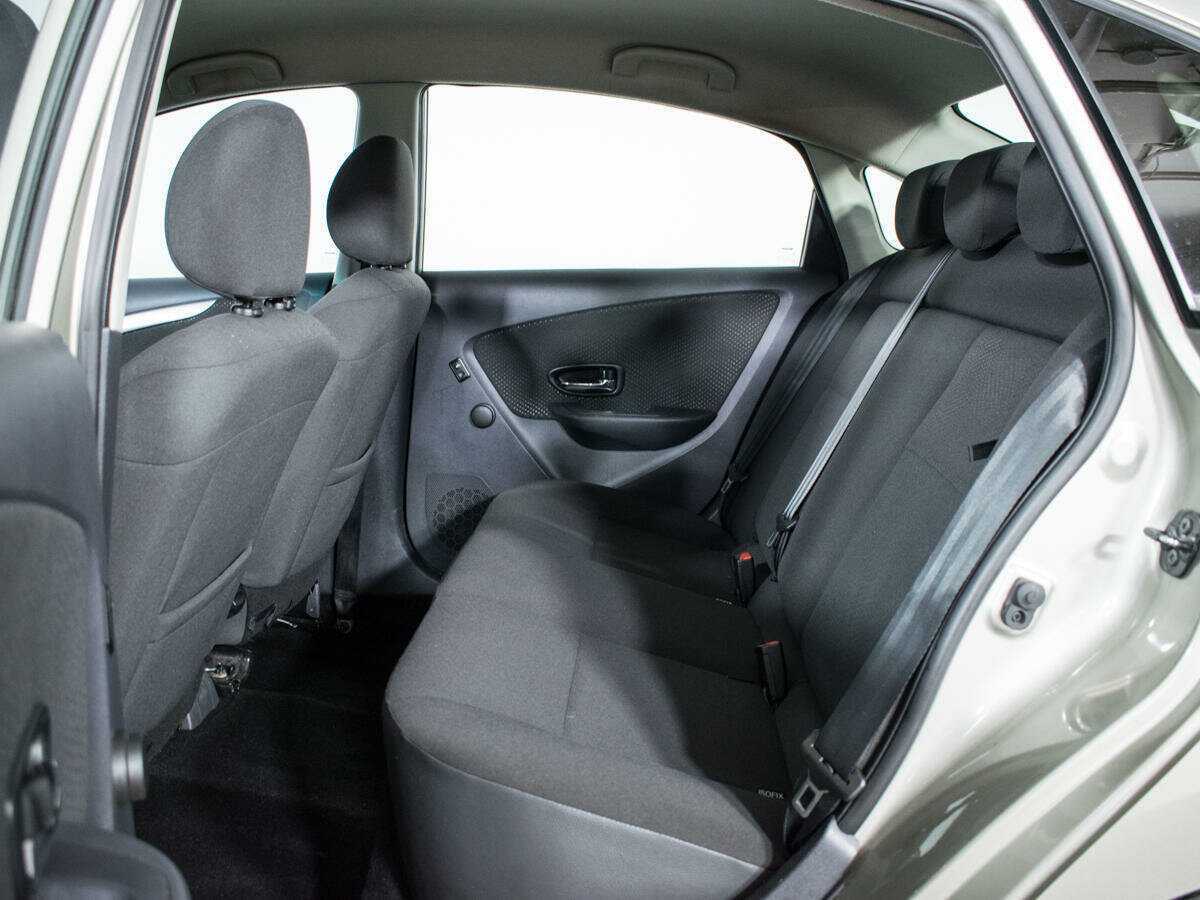 Купить Nissan Almera с пробегом. Фото: #8