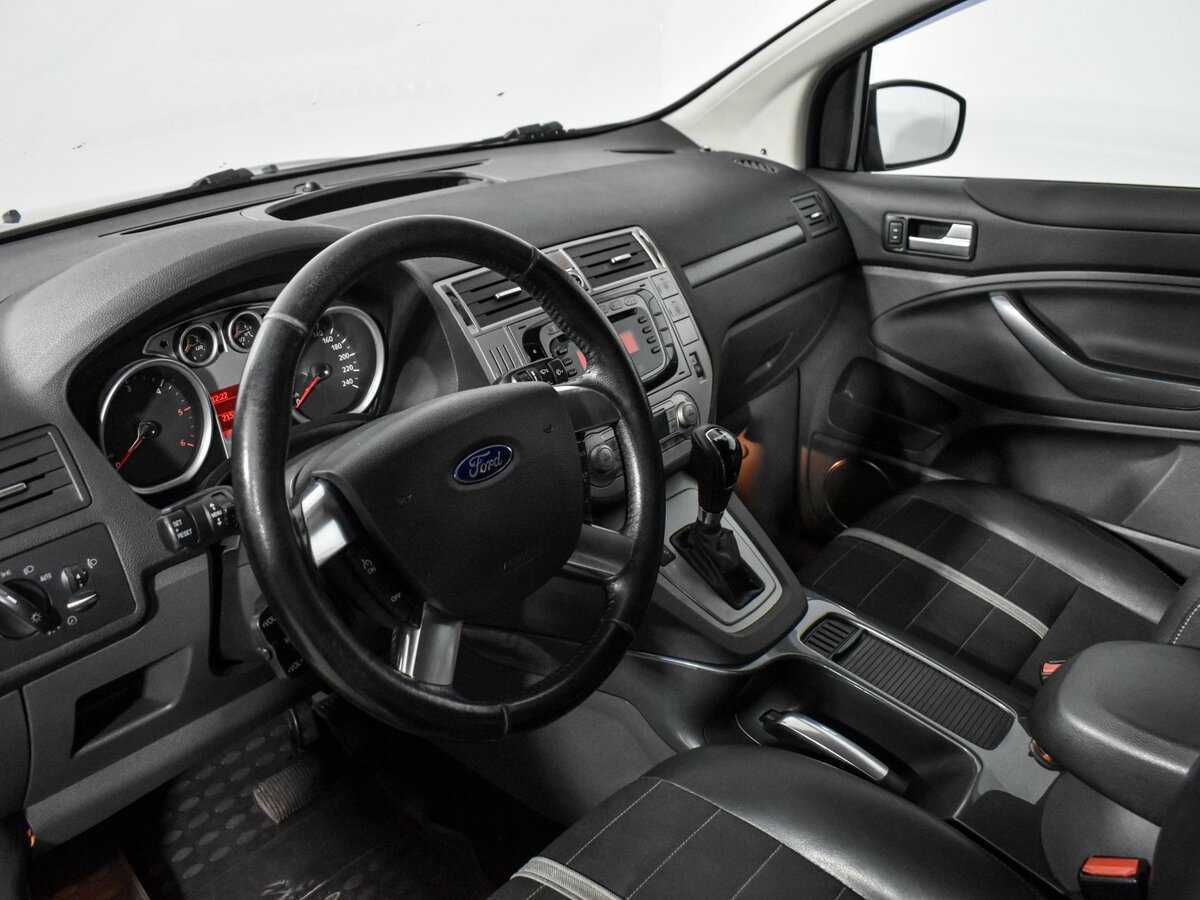 Купить Ford Kuga с пробегом. Фото: #8