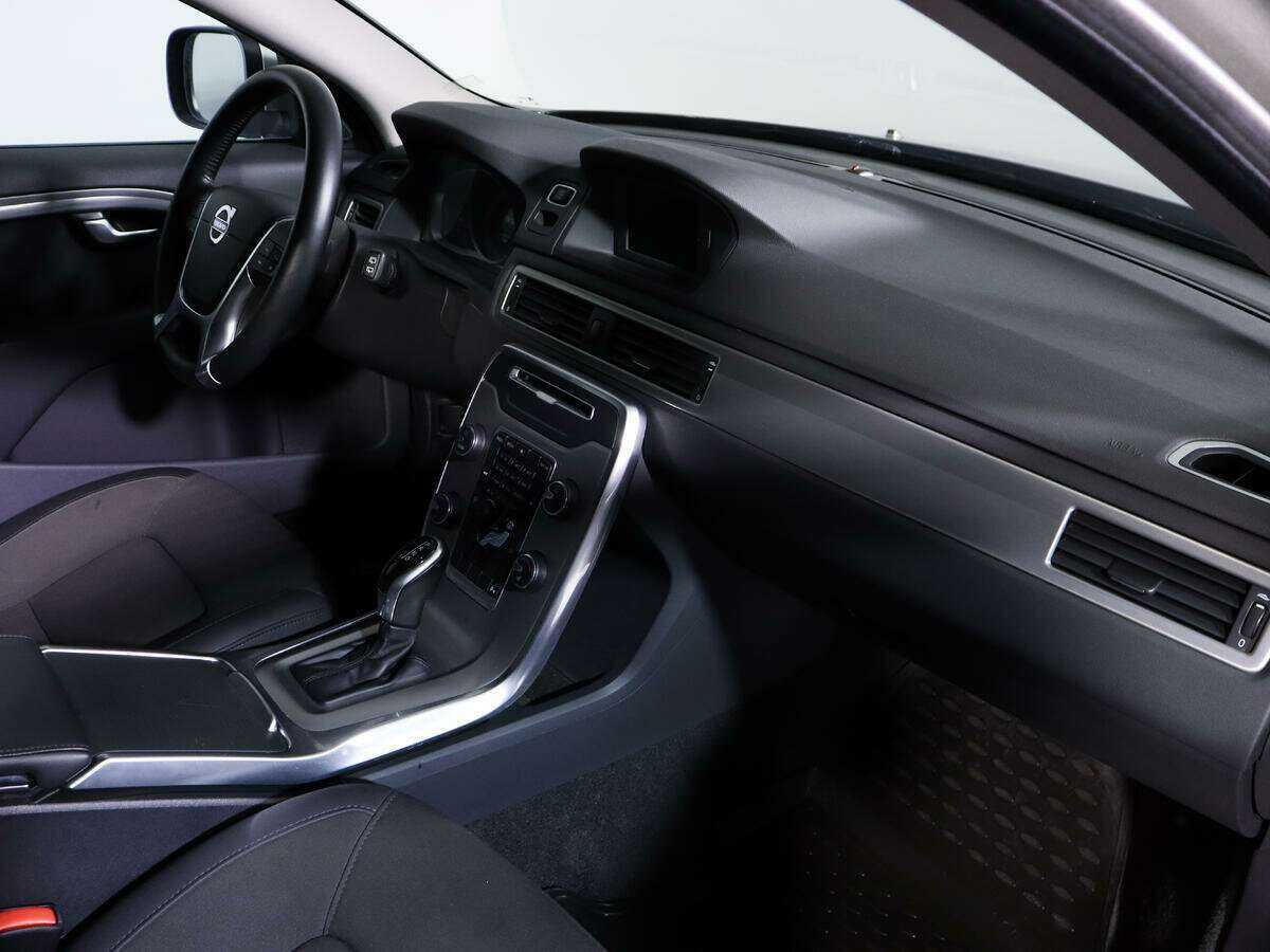 Купить Volvo XC70 с пробегом. Фото: #6