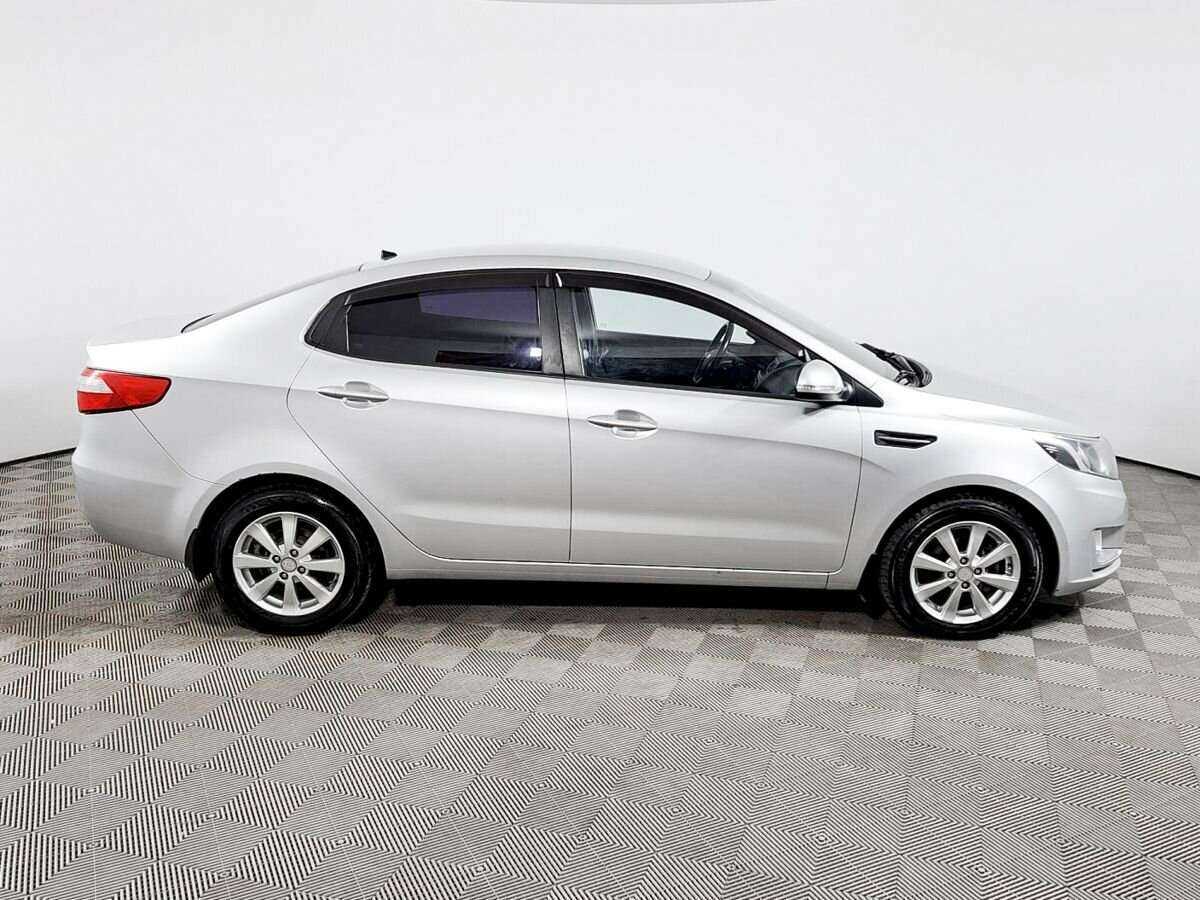 Купить Kia Rio с пробегом. Фото: #3