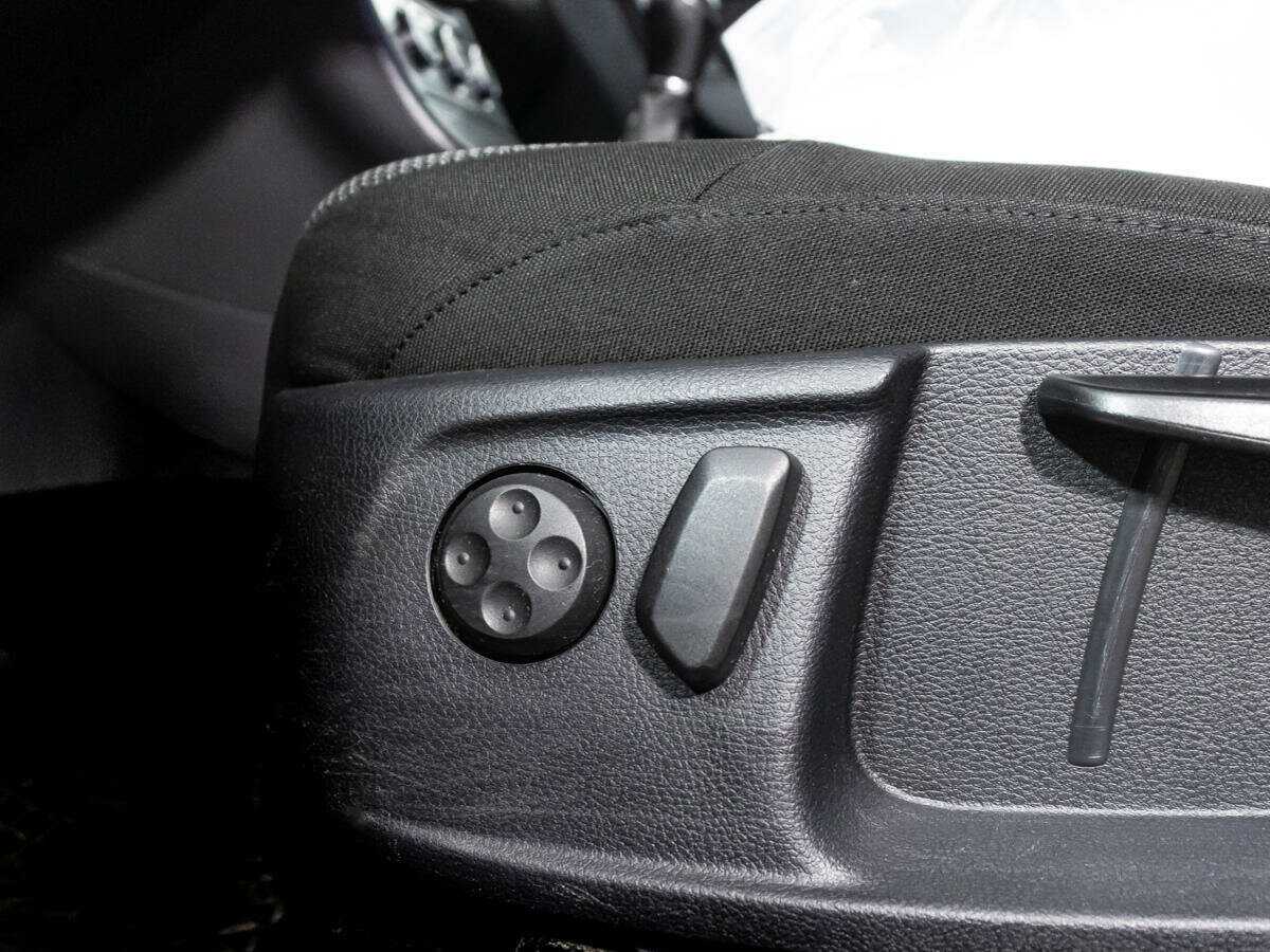 Купить Volkswagen Passat с пробегом. Фото: #16
