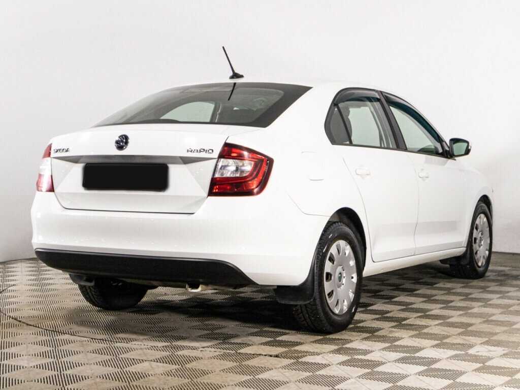Купить Skoda Rapid с пробегом. Фото: #6