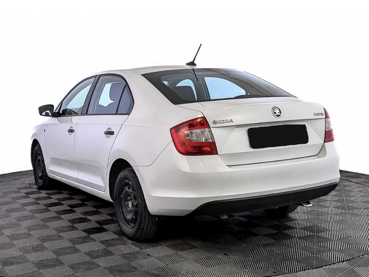 Купить Skoda Rapid с пробегом. Фото: #6