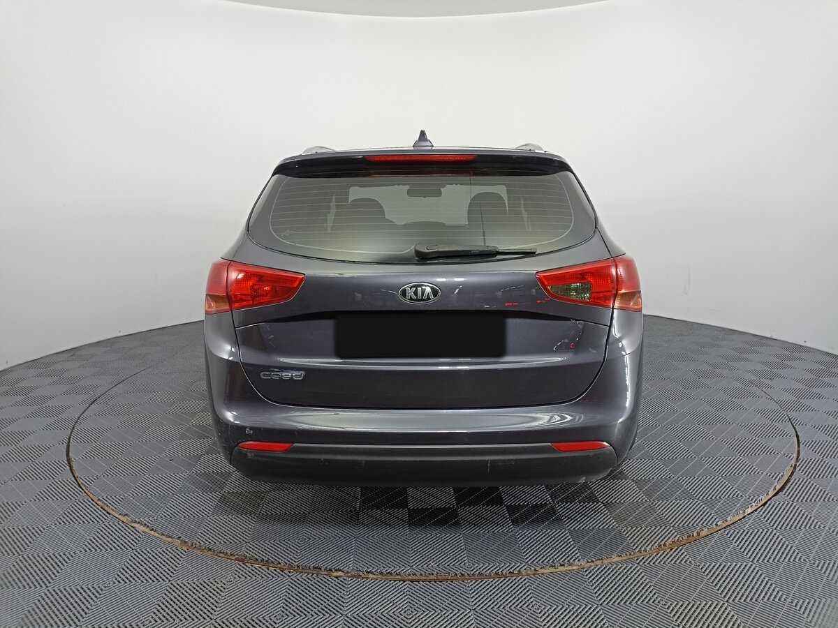 Купить Kia Ceed с пробегом. Фото: #4
