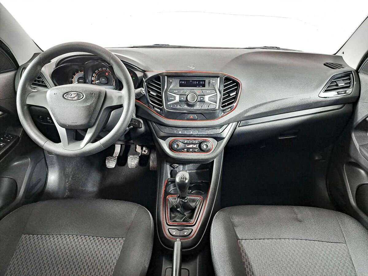 Купить Lada (ВАЗ) Vesta с пробегом. Фото: #11