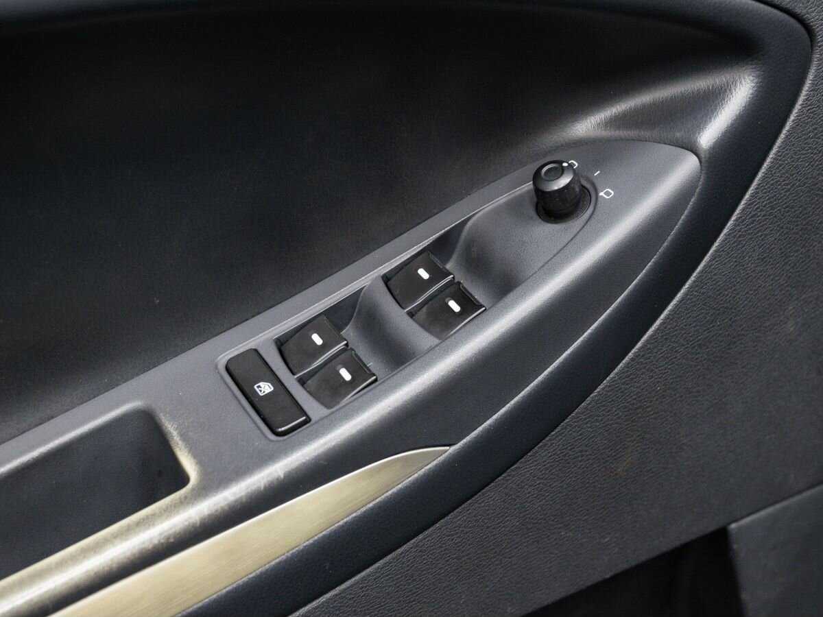 Купить Geely Emgrand X7 с пробегом. Фото: #14