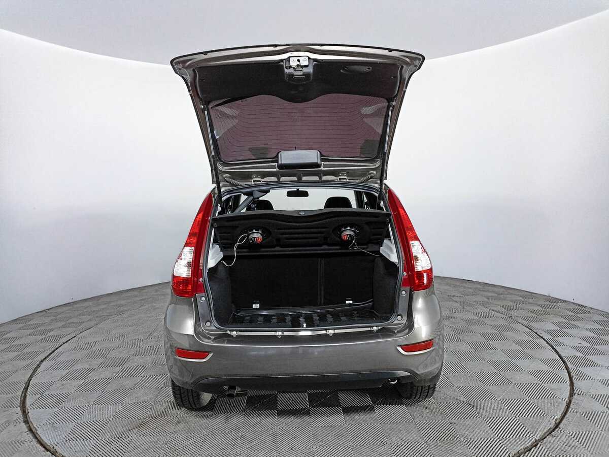 Купить Lada (ВАЗ) Granta с пробегом. Фото: #9