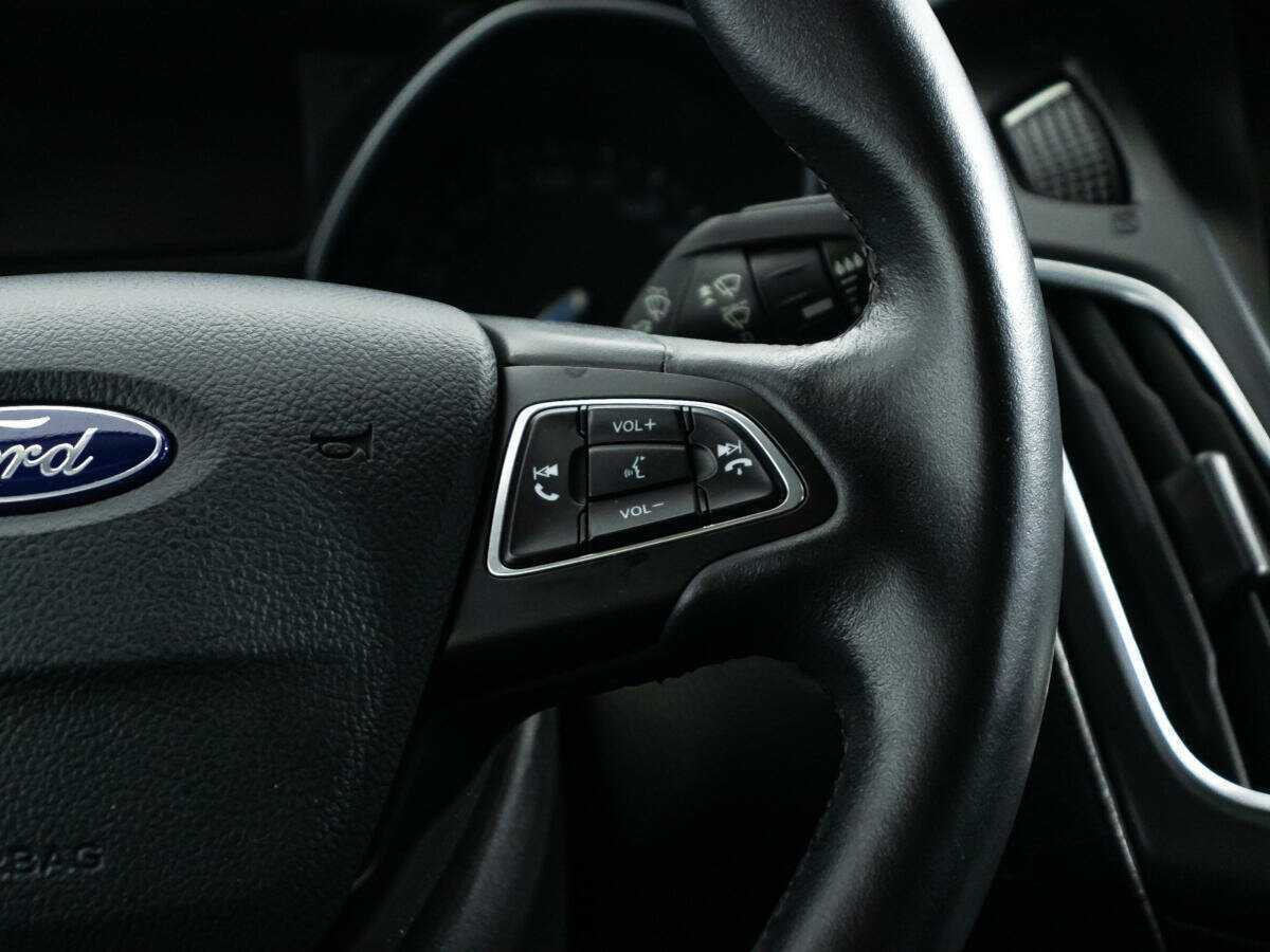Купить Ford Focus с пробегом. Фото: #20