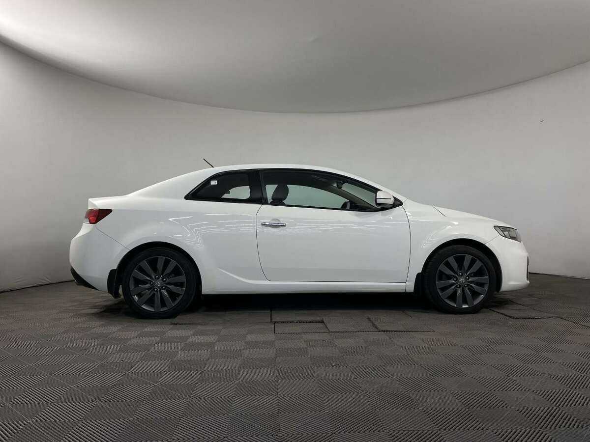 Купить Kia Cerato с пробегом. Фото: #3