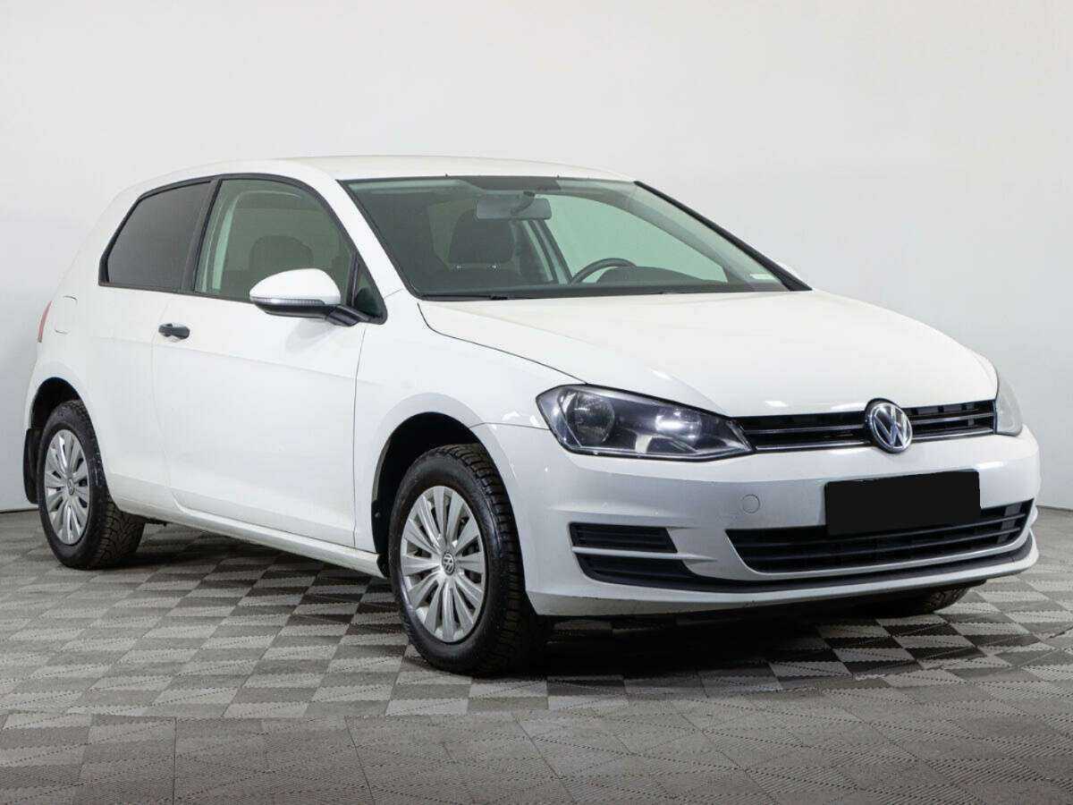 Купить Volkswagen Golf с пробегом. Фото: #2