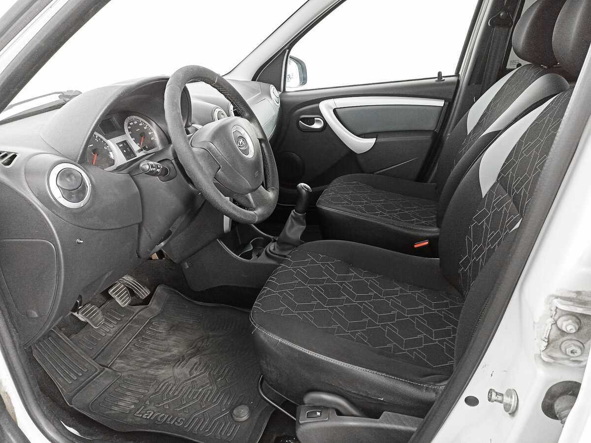 Купить Lada (ВАЗ) Largus с пробегом. Фото: #11