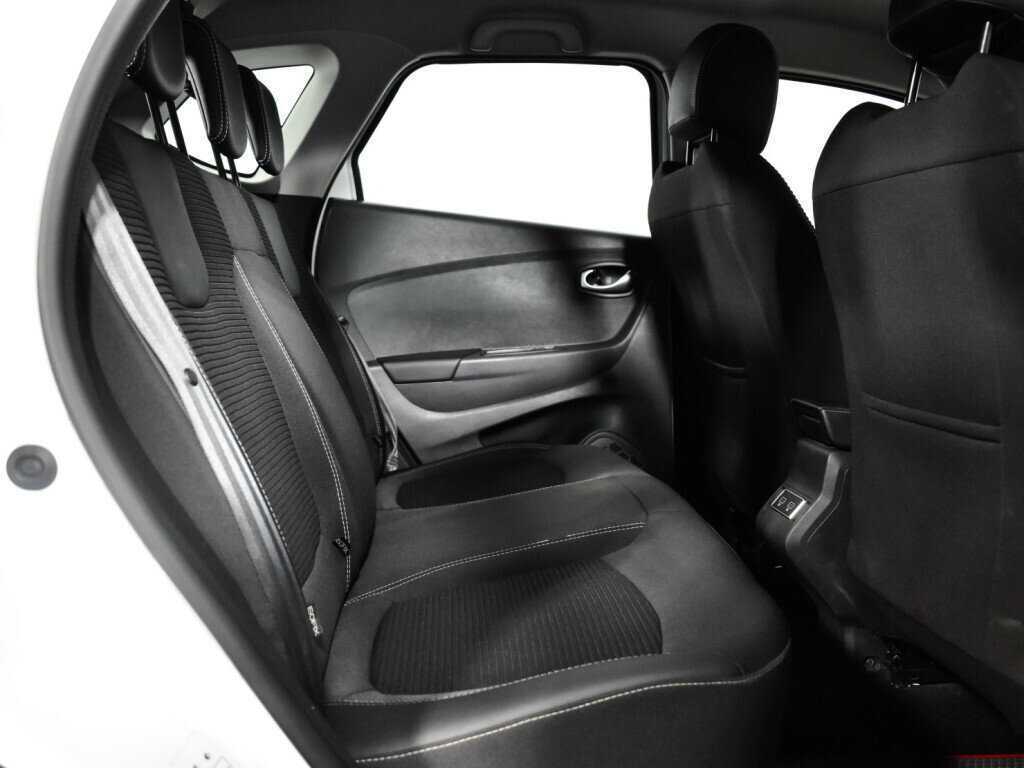 Купить Renault Kaptur с пробегом. Фото: #9