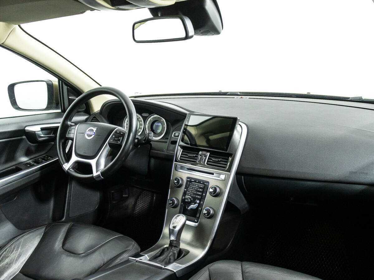 Купить Volvo XC60 с пробегом. Фото: #8