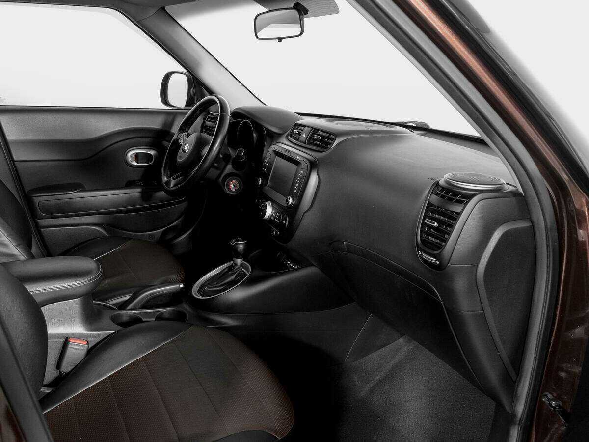 Купить Kia Soul с пробегом. Фото: #8