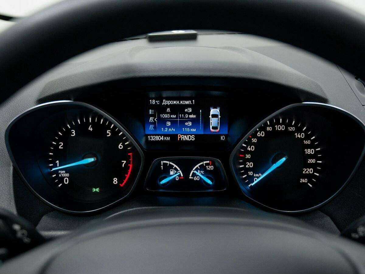 Купить Ford Kuga с пробегом. Фото: #24