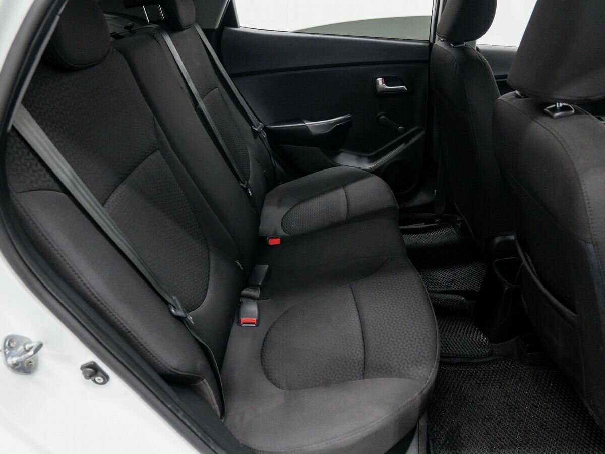 Купить Kia Rio с пробегом. Фото: #8