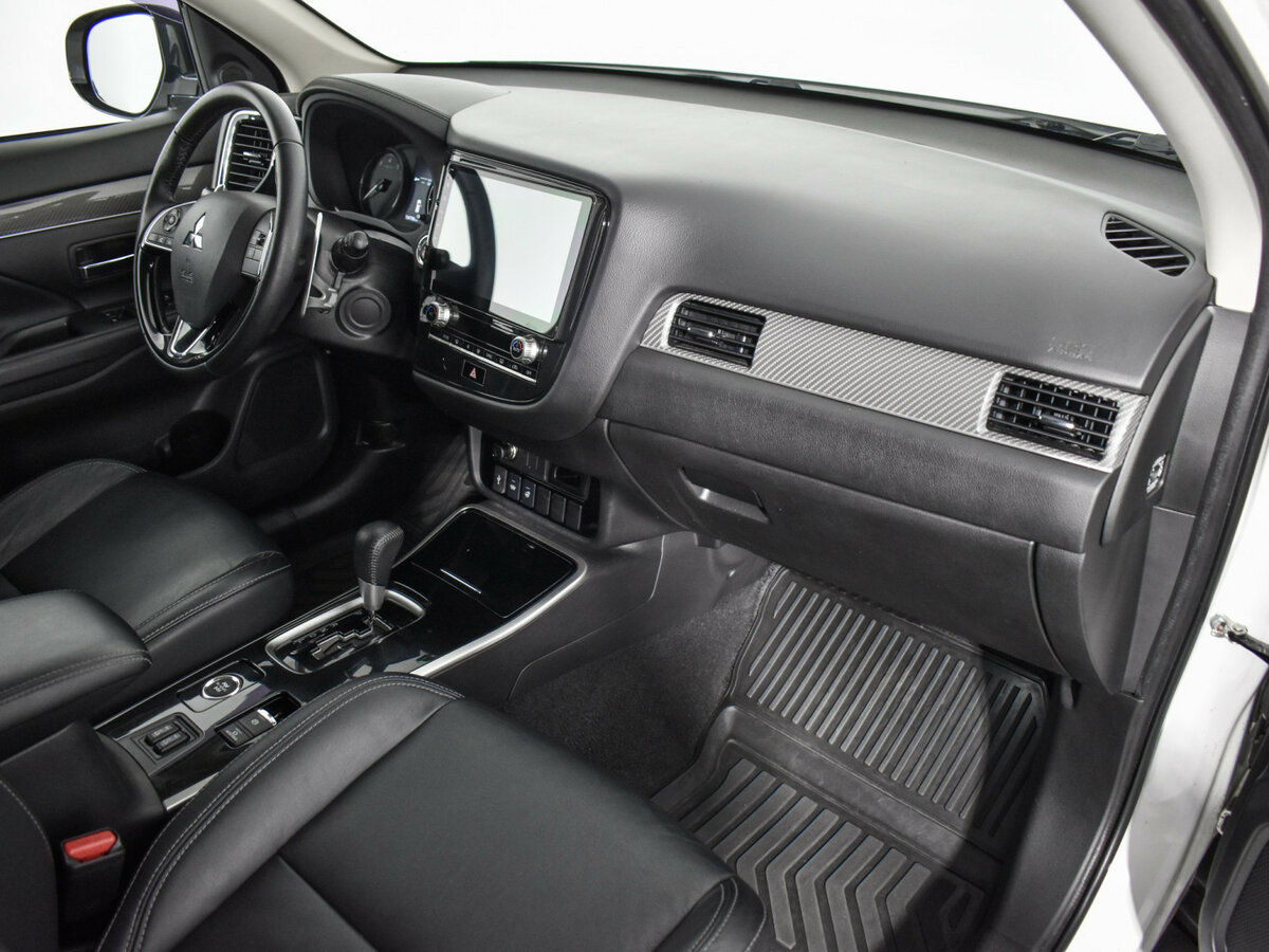 Купить Mitsubishi Outlander с пробегом. Фото: #11